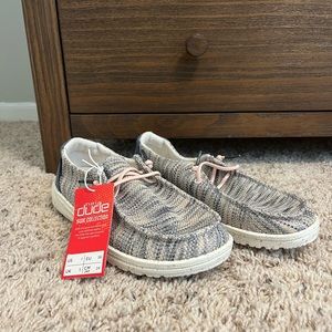 NWT hey dude shoes